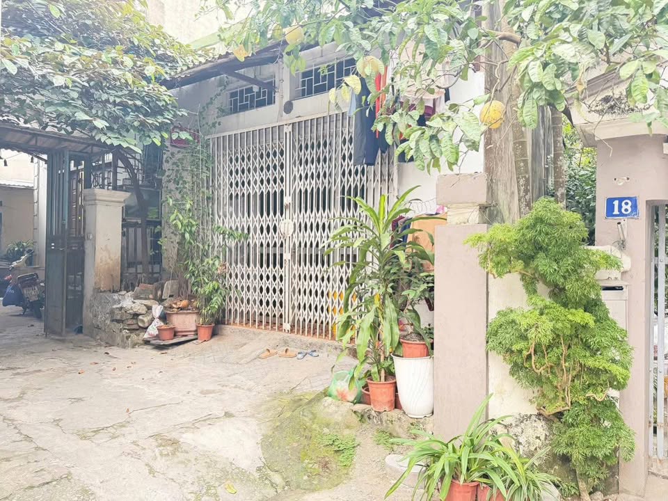 Đất nền tổ 34 Ngọc Thụy 62.5m² giá 6.5 tỷ - Ô tô vào tận nơi!