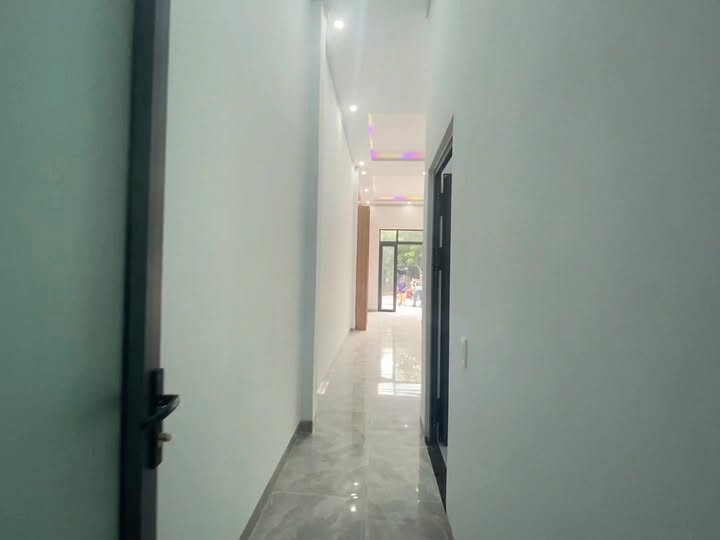 Nhà cấp 4 hiện đại tại ngã 3 Suối Chồn, Bảo Vinh, 97m² giá 1.6 tỷ - Cơ hội đầu tư tuyệt vời!