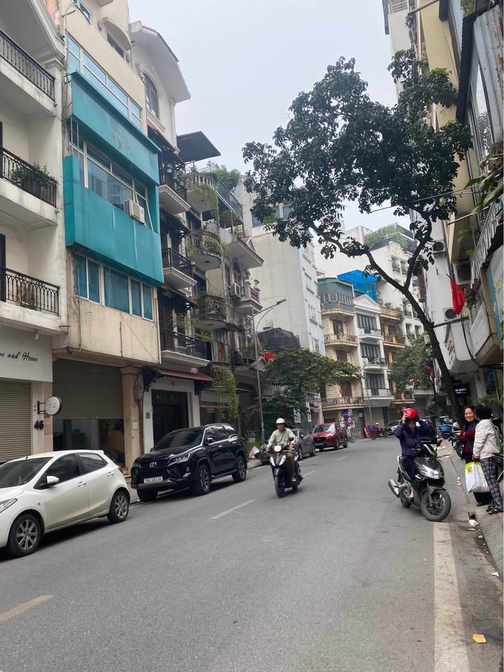 FrontHouse Phó Đức Chính Ba Đình 69m² giá thỏa thuận - 2 mặt tiền đắc địa!