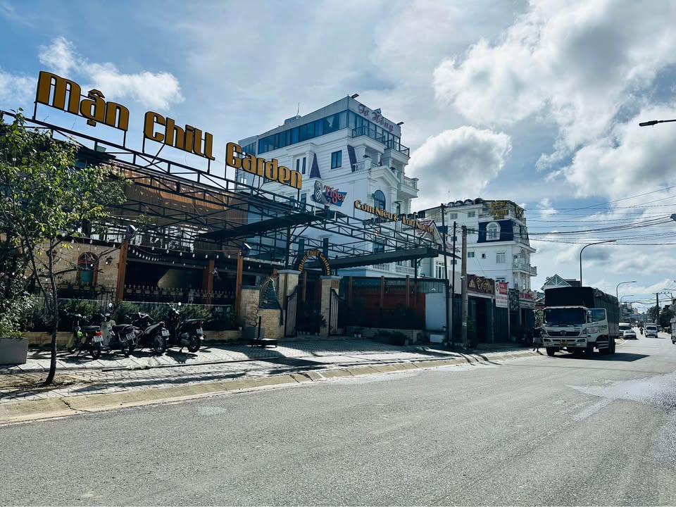 Đất mặt tiền Nguyên Tử Lực, Đà Lạt 300m² giá 18 tỷ - Cơ hội đầu tư tốt!