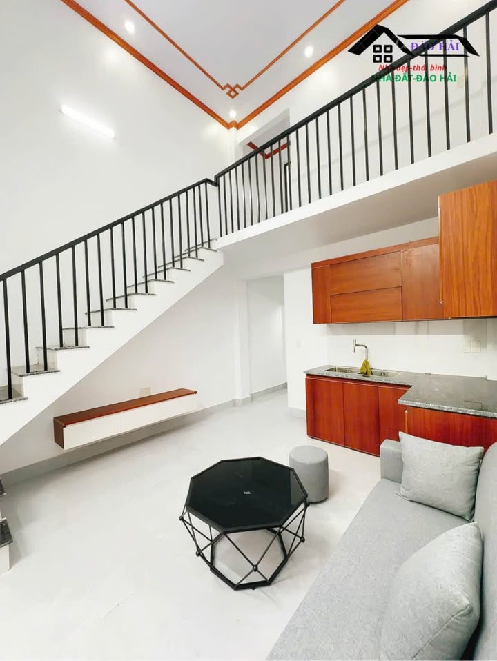 Nhà 2 tầng + gác lửng Tiền Phong Thái Bình 35m² giá 1.3 tỷ - Sẵn sàng vào ở!