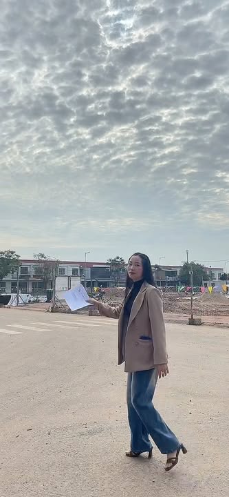 Shophouse khu thương mại VSIP 2A 242m² giá 7 tỷ - Đối diện cổng chính Sun Casa Square!