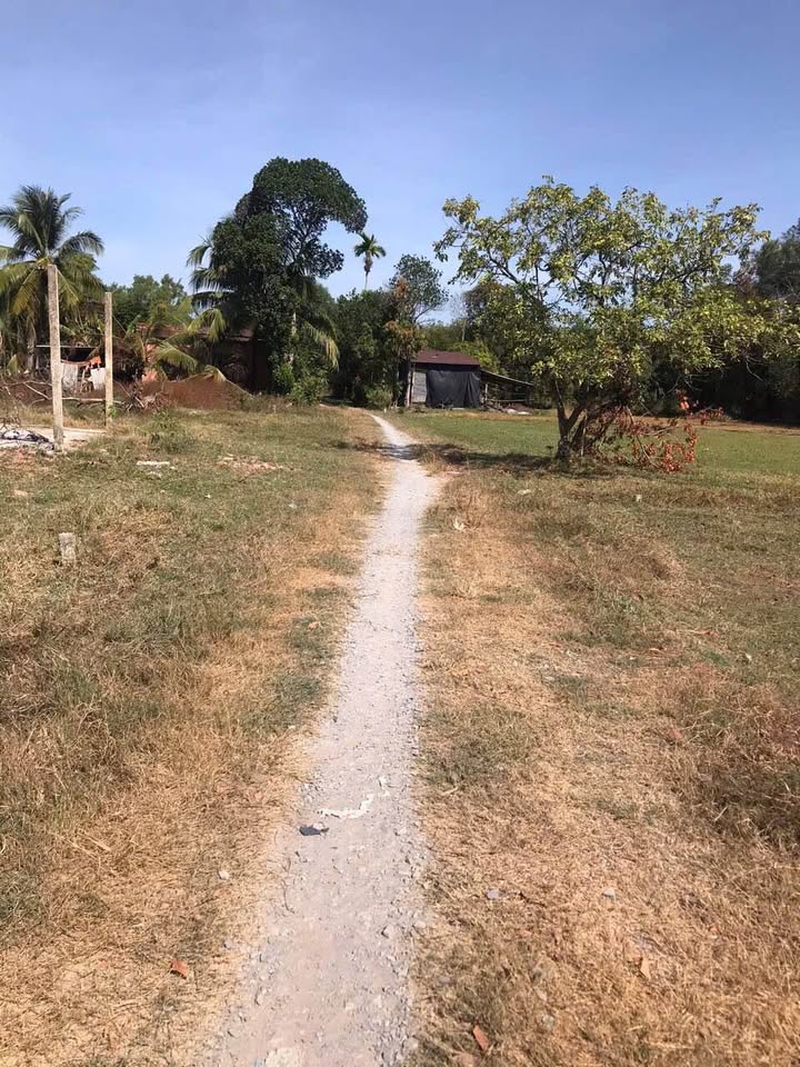 Đất nền Lộc Hưng Trảng Bàng 150m² giá 800 triệu - Sổ hồng chính chủ, thương lượng tốt!