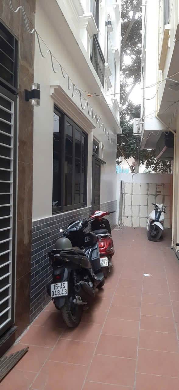 Nhà riêng 152 Hồ Sen, Hải Phòng 52m² giá 4.15 tỷ - Chính chủ, ô tô vào tận nơi!