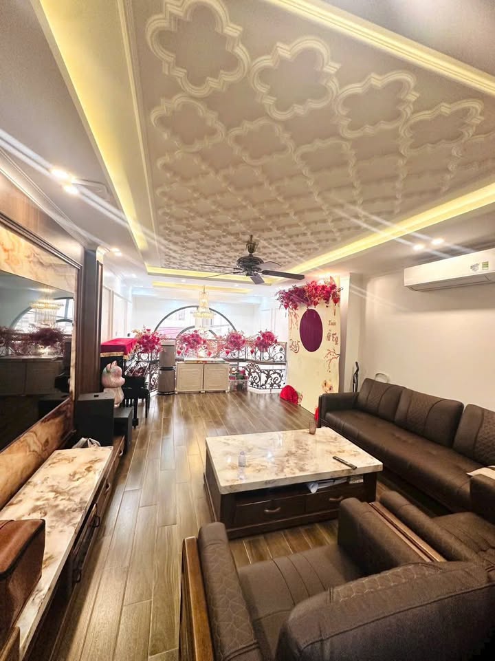 Nhà mặt ngõ Thiên Lôi 50m² giá 6.5 tỷ - Sẵn sàng vào ở ngay!