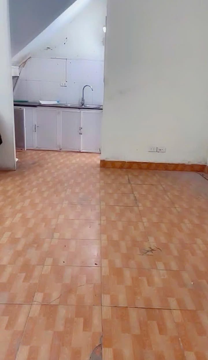Nhà cho thuê Bùi Xương Trạch, Thanh Xuân 40m² - Tiện nghi đầy đủ, giá tốt!
