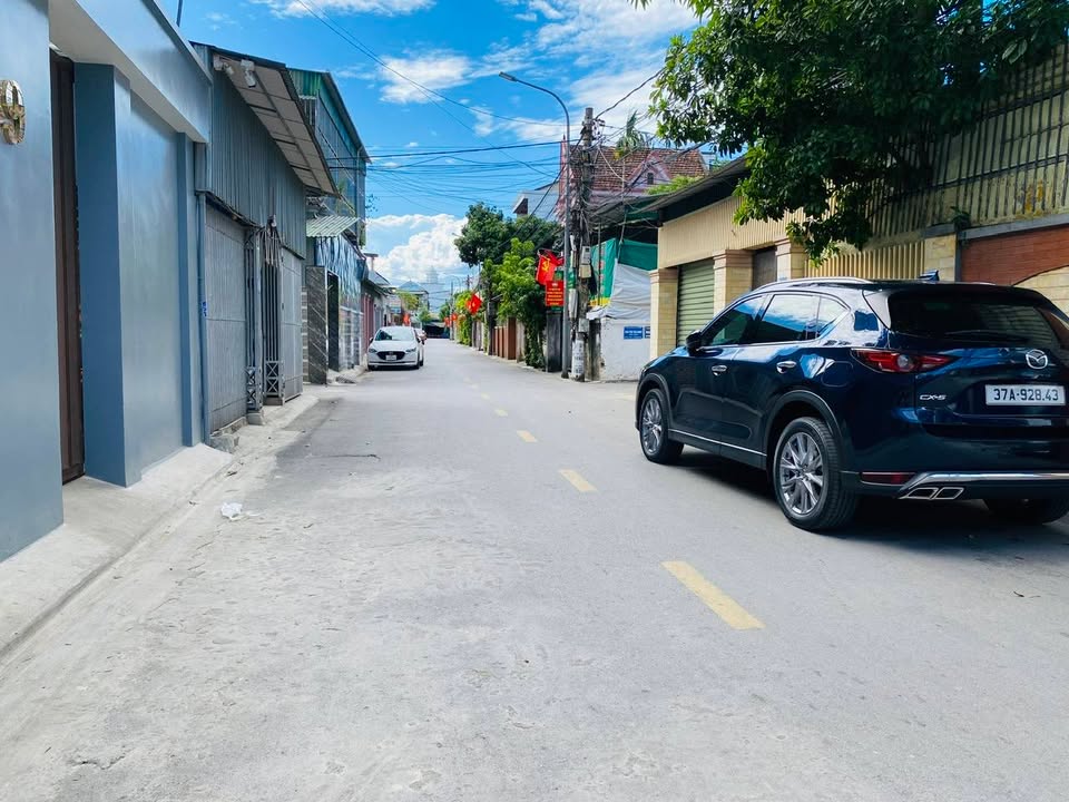 Nhà 2 tầng mặt đường Trần Quốc Toản, 164m² giá 11 tỷ - Kinh doanh sầm uất!