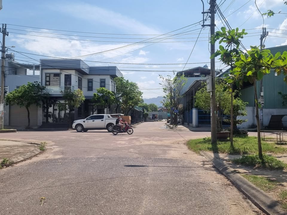 Đất nền Bùi Thị Xuân, Quy Nhơn 100m² giá 1.5 tỷ - Vị trí đẹp, không ngập nước!