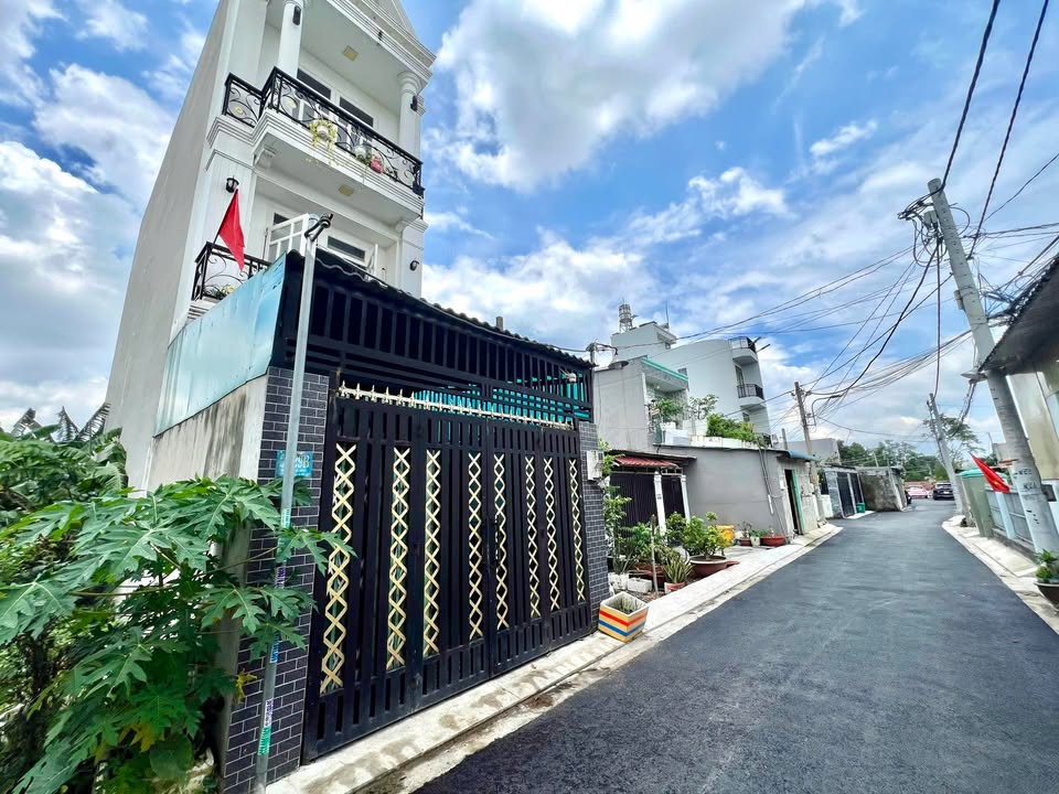 Đất Hiệp Bình Phước 77m² giá 4.5 tỷ - Hẻm xe tải, xây dựng ngay!