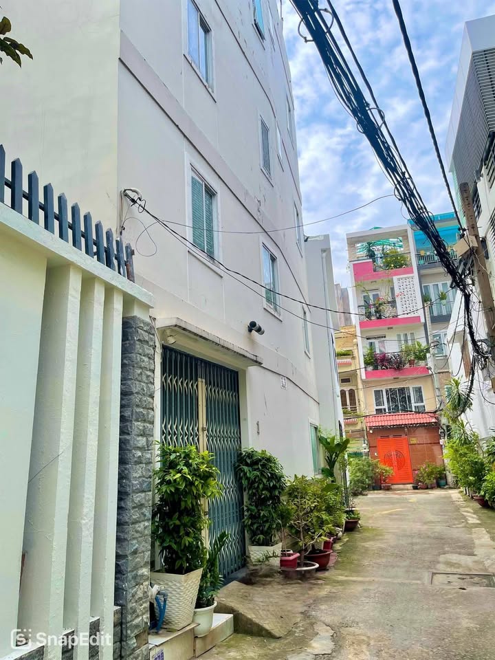 Nhà phố Bình Thạnh 5,5x19m giá 12,8 tỷ - Gần công viên Tầm Vu!