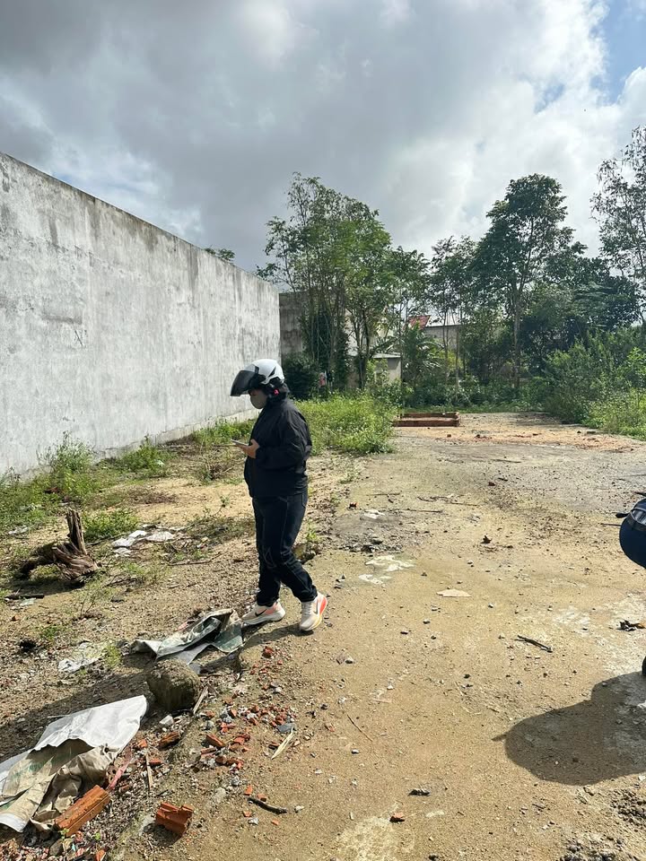 Đất nền Hòa Khương Đà Nẵng 235m² giá 1 tỷ - Sổ đỏ chính chủ, đường ô tô vào tận nơi!