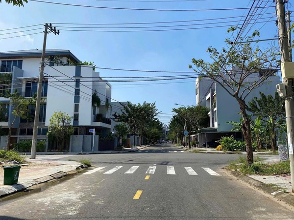 Đất nền Quận 8 80m² giá 1.168 tỷ - Vị trí đắc địa, sổ hồng chính chủ!