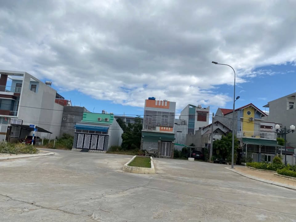 Bán lô đất biệt thự tái định cư Phước Mỹ 131m² giá 2.1 tỷ - Đầu tư sinh lời ngay!