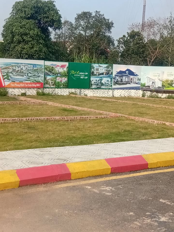 Đất nền Hòa Lạc Sơn Tây 100m² giá 2 tỷ - Đầu tư sinh lời bền vững!