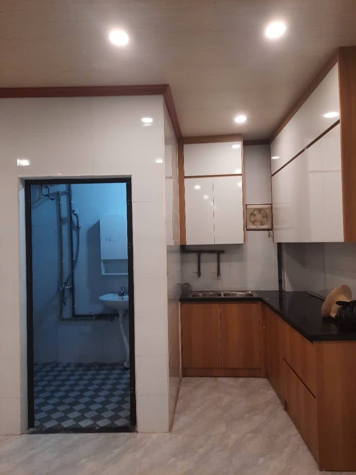 Bán nhà 50m² tại Hữu Bằng, Thạch Thất - Giá yêu thương, sẵn nhà ở ngay!