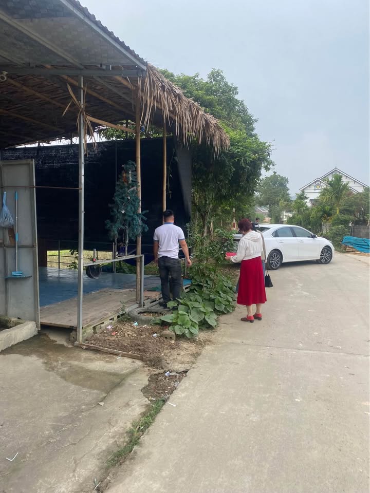 Đất nền Lạc Thủy 1360m² giá chỉ 2 tỷ - Tiềm năng nghỉ dưỡng cao!