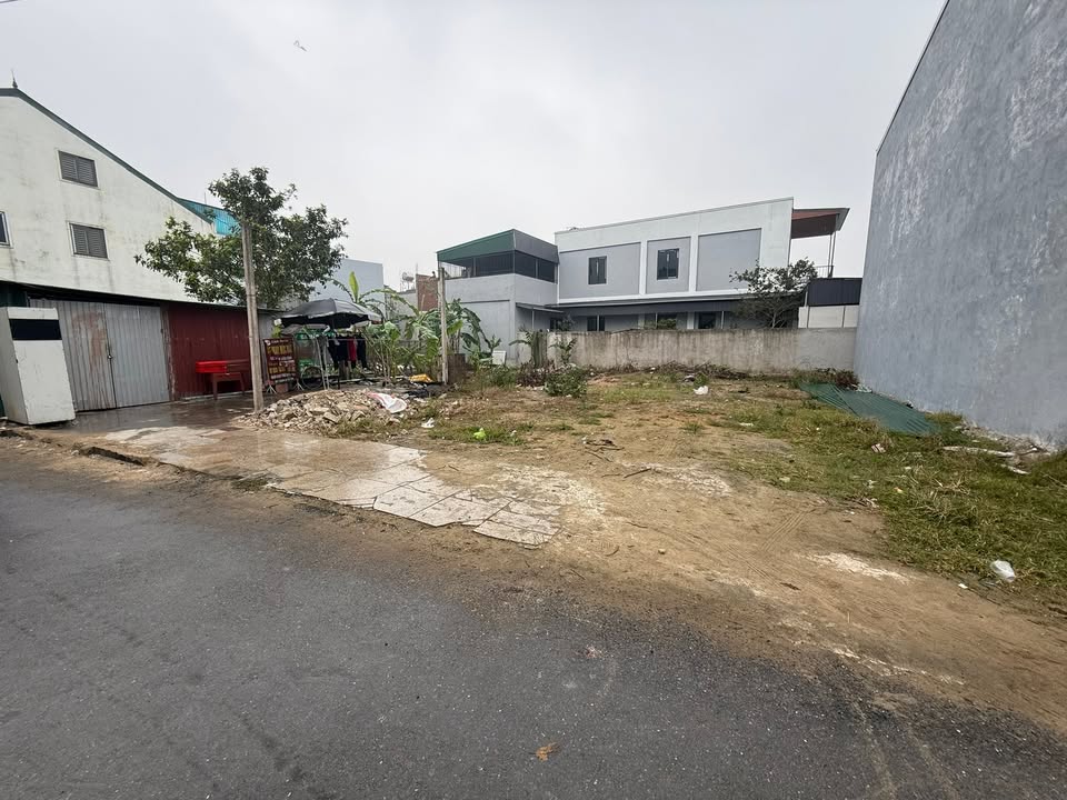 Đất nền Nghi Phú, Vinh 127.6m² giá 4.7 tỷ - Đường thông ô tô tránh nhau!