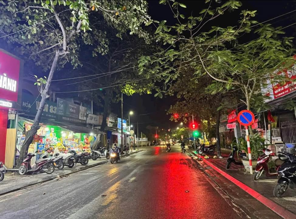 Mặt tiền kinh doanh Đặng Huy Trứ, TP Huế 156m² giá 10 tỷ - Khu vực sầm uất, thuận lợi kinh doanh!