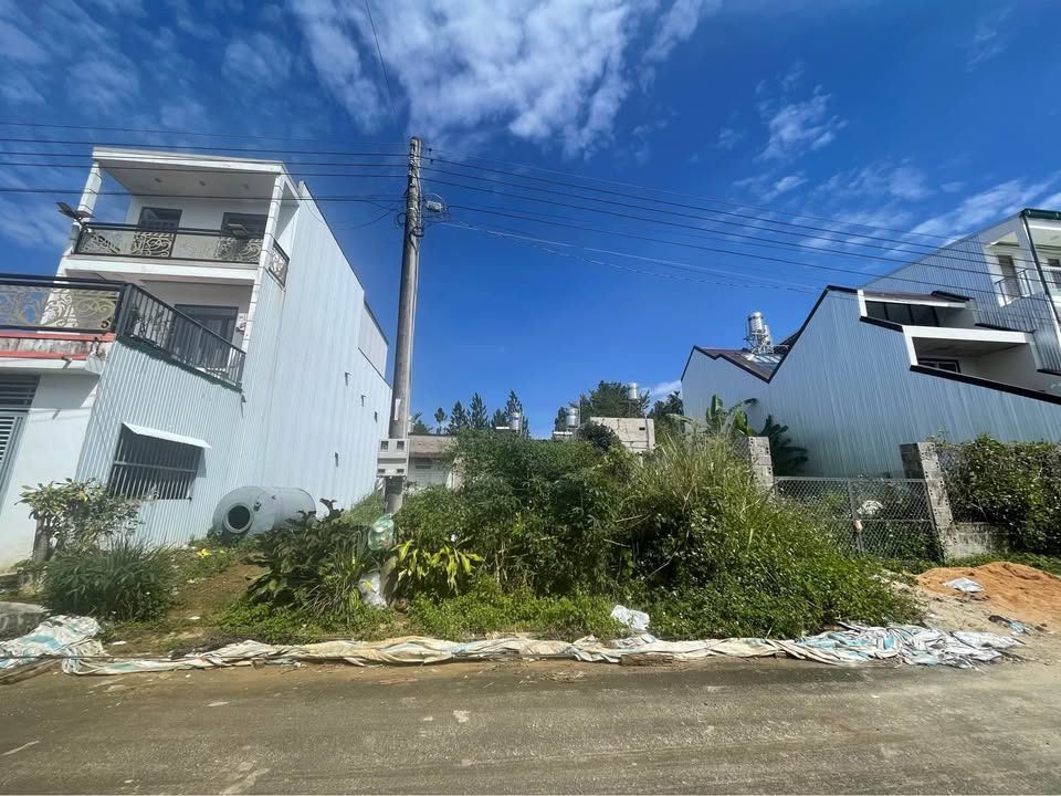 Đất nền Phạm Ngọc Thạch, Bảo Lộc 100m² giá 2.25 tỷ - Cơ hội đầu tư hiếm có!