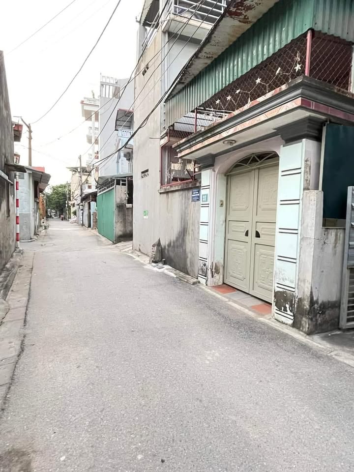 Đất nền Giang Biên 137m² giá 9.45 tỷ - Đầu tư sinh lời ngay!