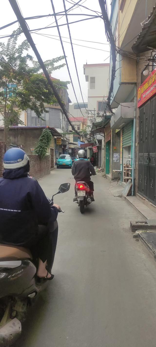 Nhà phố Nguyên Xá, Tây Tựu 32m² giá 5.7 tỷ - Đầu tư sinh lời ổn định!