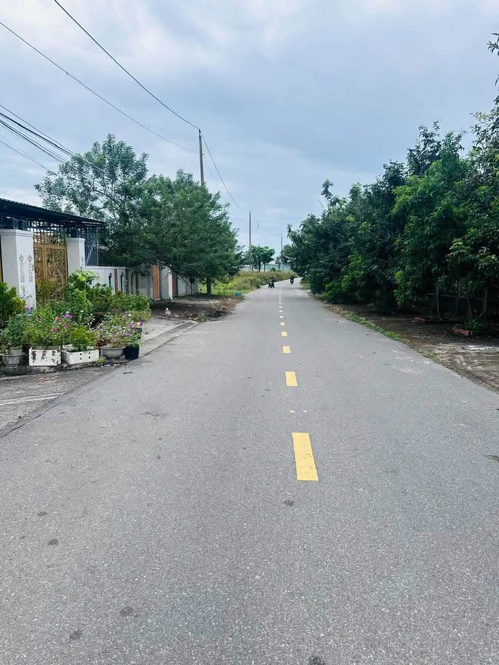 Nhà góc 2 mặt tiền Phước Hội, Đất Đỏ 209m² chỉ 3.7 tỷ - Cách đường ven biển 100m!