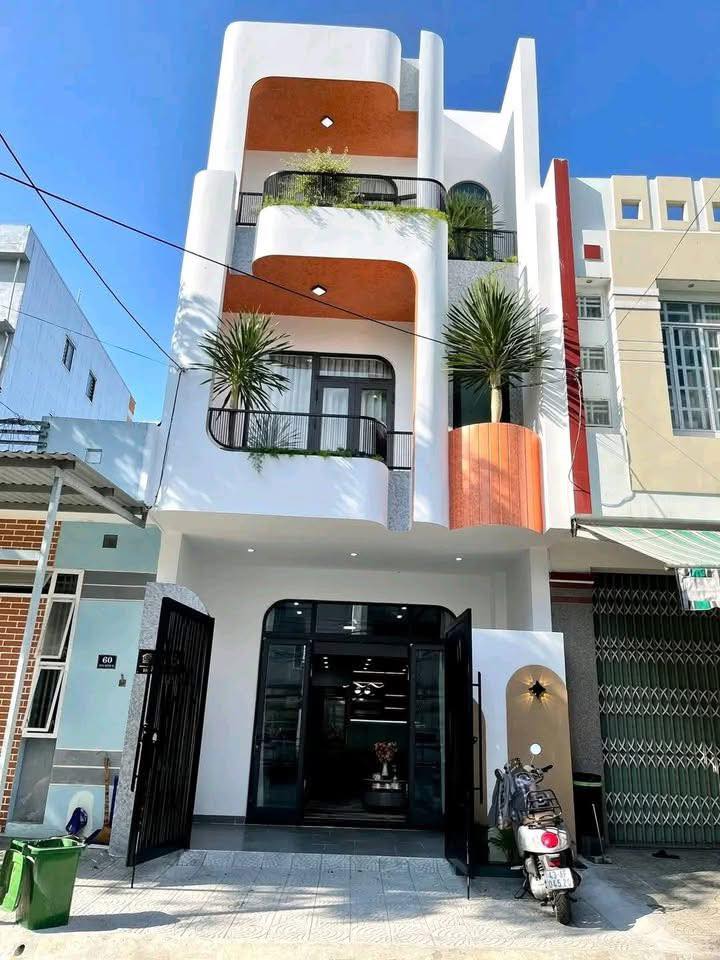 Nhà phố Phường 4, TP. Tân An, Long An 80m² giá 2.1 tỷ - Sẵn sàng vào ở ngay!