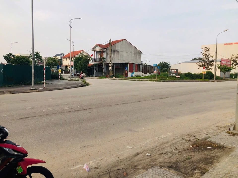 Đất nền KQH - Hoàng Quốc Việt 74m² giá 2 tỷ - Sổ đỏ chính chủ