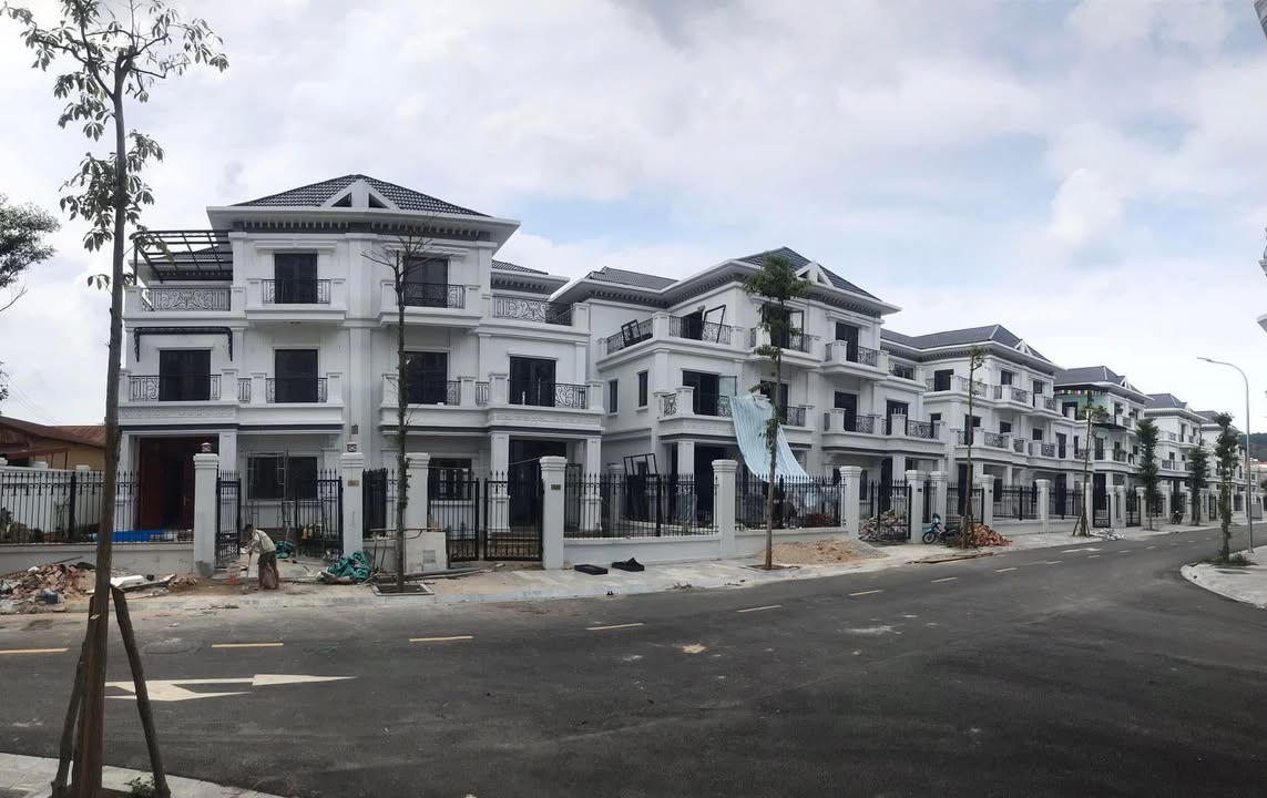 Bán Gấp Biệt Thự Catalan Boulevard Lạng Sơn 243m² - Chính Chủ, Giá Thoả Thuận!