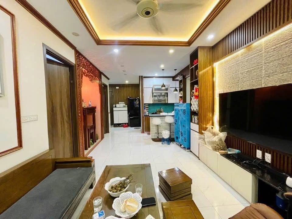 Căn hộ chung cư Thành phố Giao Lưu 72m² giá 5.5 tỷ - Full nội thất xịn sò!