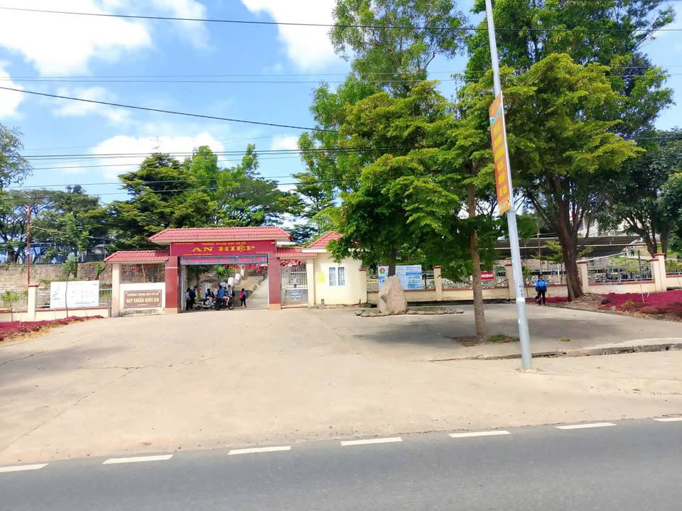 Đất nền Liên Hiệp, Đức Trọng 4500m² - Mặt tiền QL27, giá thương lượng hấp dẫn!