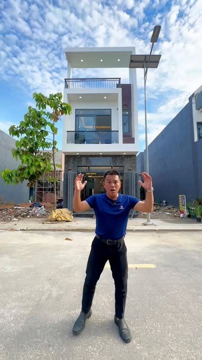 Nhà Tân Uyên Bình Dương 67m² giá 2.75 tỷ - Gần chợ Bà Tri