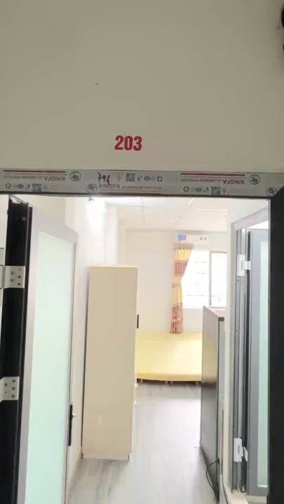 Phòng ban công Hồng Hà, Tân Bình 4 triệu - Gần sân bay tiện lợi!