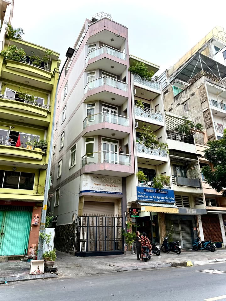 Cho thuê mặt tiền góc 2 mặt hẻm đường Ký Con, Quận 1 - Diện tích 68m², Giá thỏa thuận - Vị trí đắc địa!