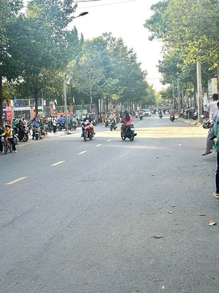 Nhà đẹp Củ Chi 115m² giá 1,4 tỷ - Sổ hồng riêng, vào ở ngay!