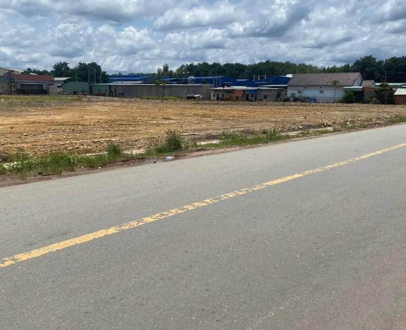 Đất nền 300m² tại Chơn Thành, Bình Phước - Sổ hồng riêng, giá chỉ 590 triệu!