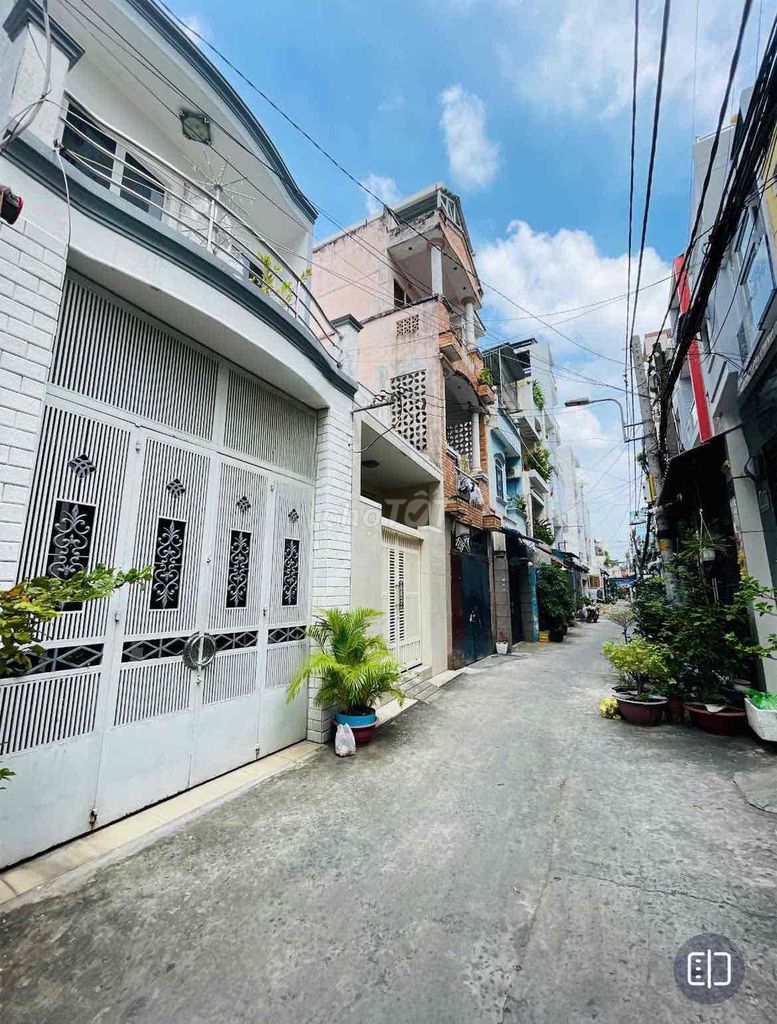 Nhà riêng hẻm đẹp đường Âu Dương Lân, Quận 8, 44m² giá 6.6 tỷ - Tiện nghi đầy đủ!