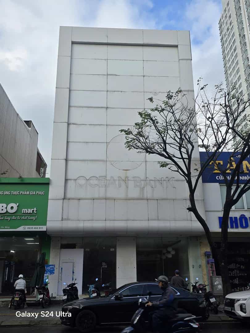 Cặp Nhà 3 Tầng - Mặt Tiền 80 82 Hàm Nghi, Đà Nẵng - Vị Trí Vàng Kinh Doanh