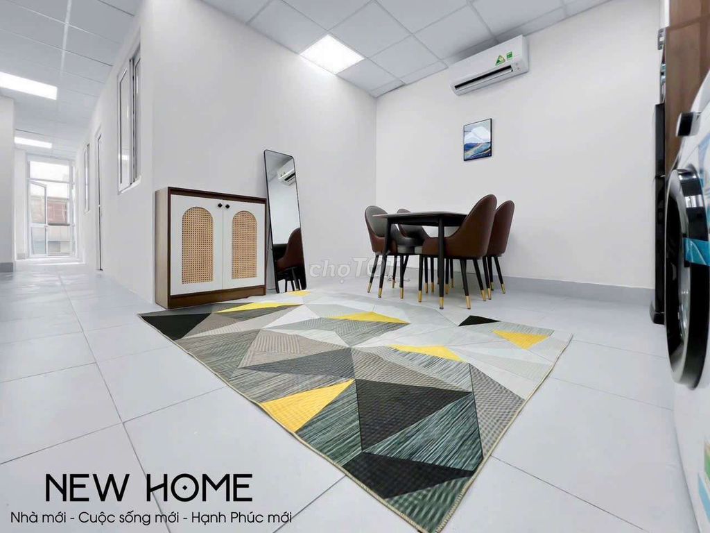 Chung cư 2PN ban công thang máy gần toà Sky Center giá 10 triệu - Full nội thất hiện đại