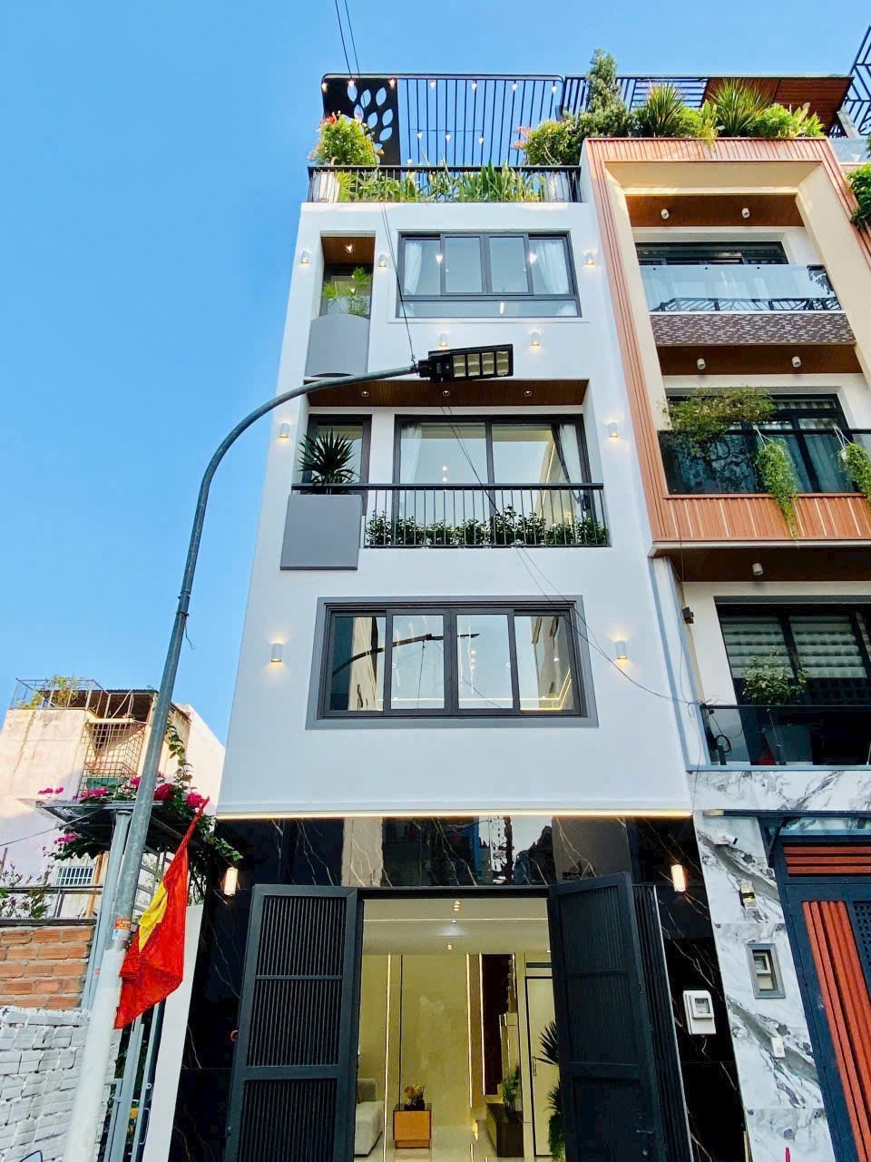 Nhà mới khu vực Hồ Văn Cống Thủ Dầu Một 76m² giá 3.3 tỷ - Nội thất đẹp, vào ở ngay!