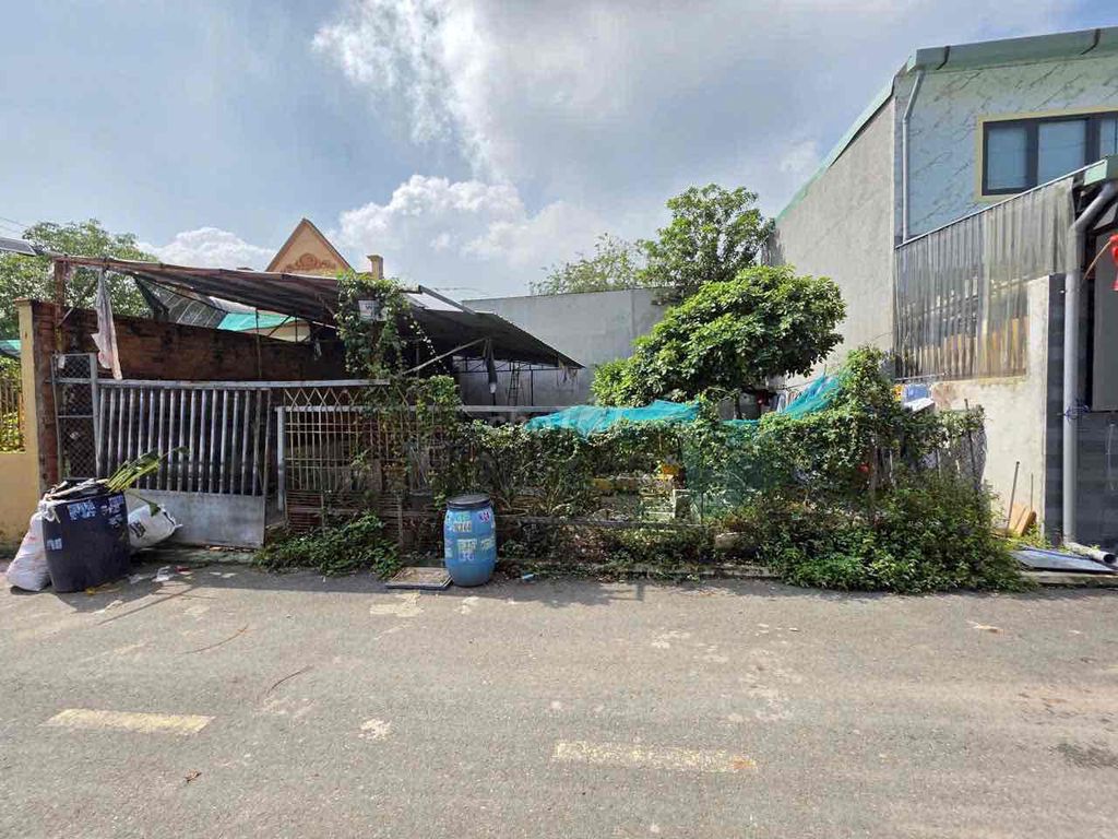 Đất 72,1m² gần khu di tích Hố Lang, Tân Bình, Dĩ An - Giá chỉ 2,45 tỷ!