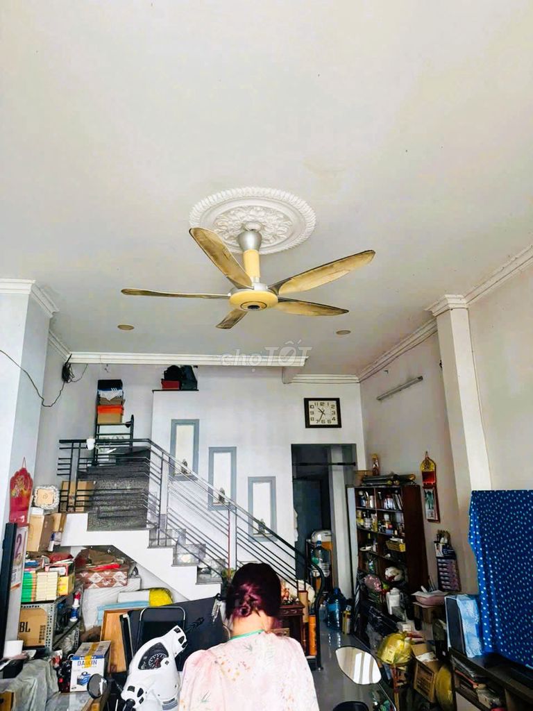 Bán nhà 4 tầng hẻm ô tô Tám Danh P4-Q8 71m² giá 8.5 tỷ - Sổ hồng chính chủ!