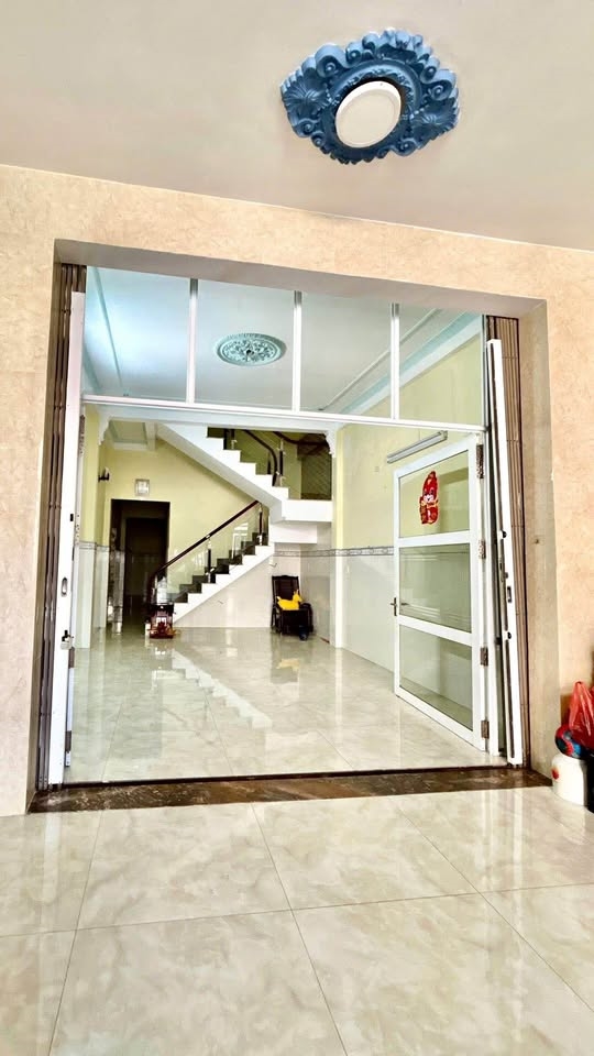 Bán nhà 3 tầng phố biển Mỹ Khê Sơn Trà 100m² giá 9.3 tỷ - Không gian sống lý tưởng!