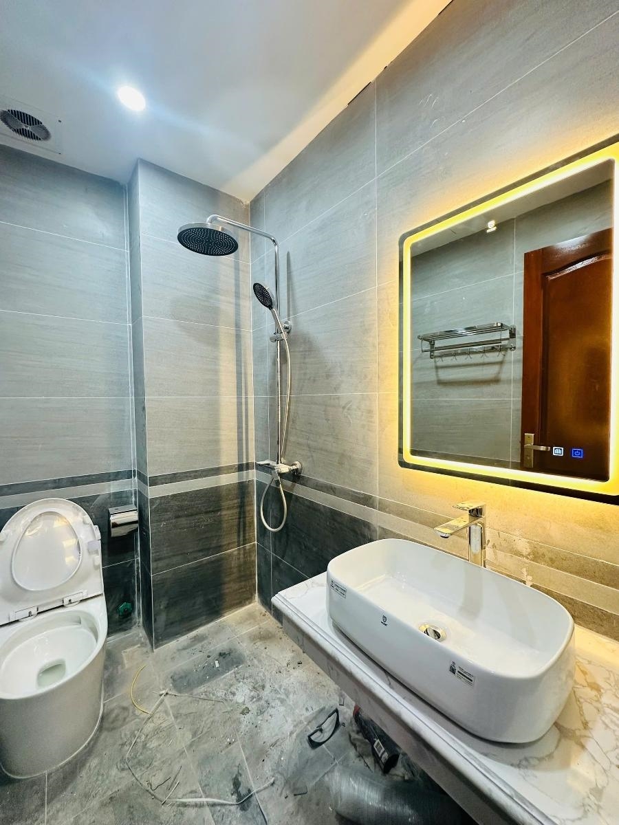 Nhà đẹp Phan Kế Bính, Ba Đình 31m² giá 11.8 tỷ - Ô tô đỗ cổng, sát phố!