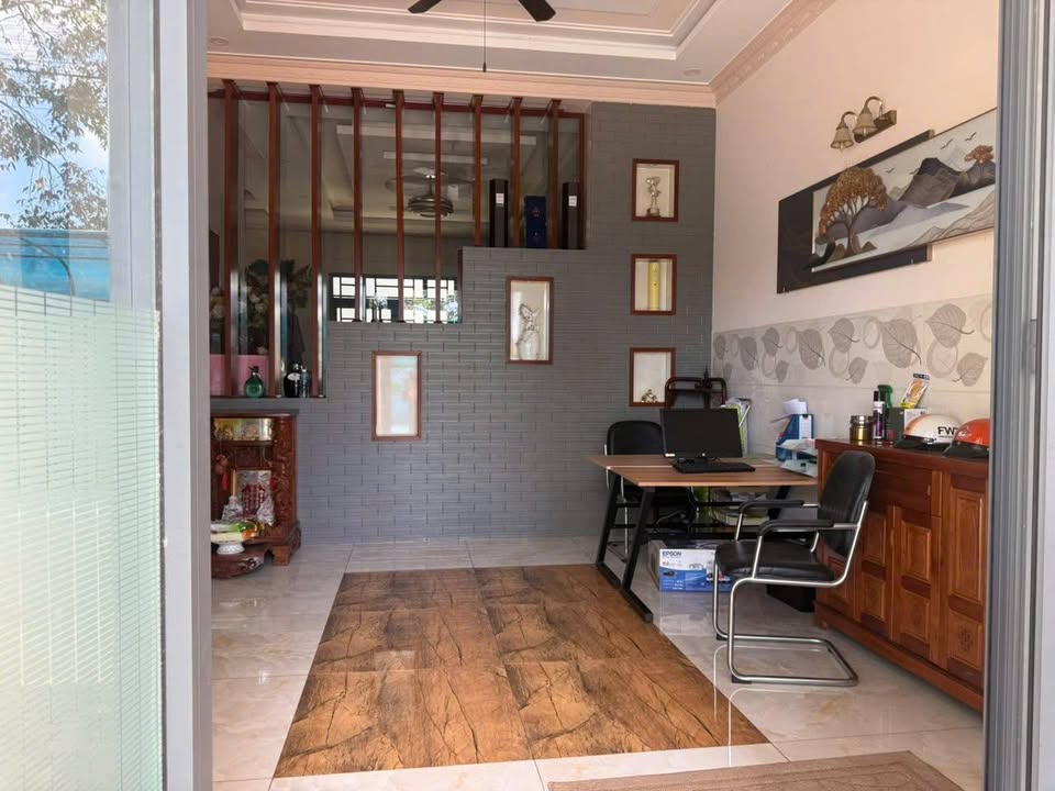 Nhà Khu Hoa Lan, Tân Hạnh, Vĩnh Long 104.9m² giá 3.75 tỷ - Dọn vào ở ngay!