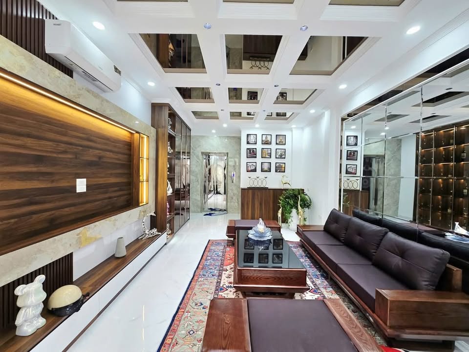 Nhà riêng Xuân La Tây Hồ 40m² giá thỏa thuận - Gần Lotte Mart, có thang máy