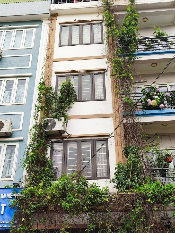 Nhà mặt ngõ to Vĩnh Hưng 50m² giá 11 tỷ - Kinh doanh đỉnh cao!