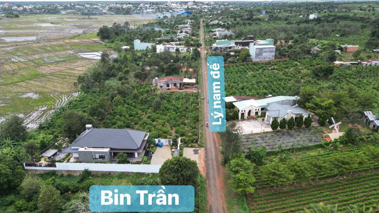 Đất thổ cư đường Lý Nam Đế Chư Sê 540m² giá 1.8 tỷ - Chính chủ bán gấp!