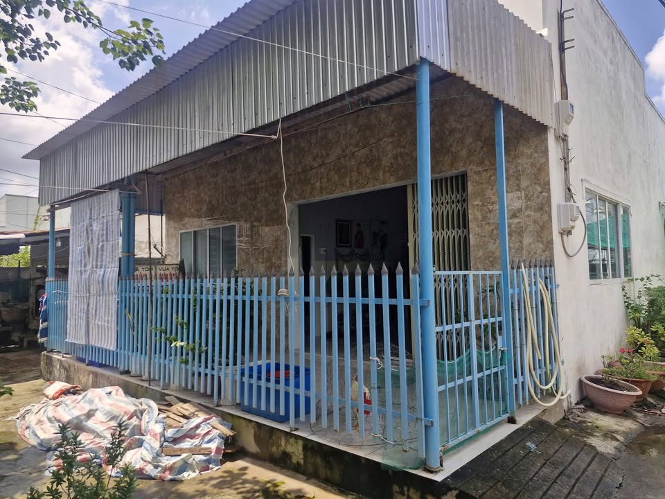 Đất thổ cư mặt tiền hẻm đường Cao Văn Lầu 82m² giá 1.4 tỷ - Cơ hội đầu tư hấp dẫn!