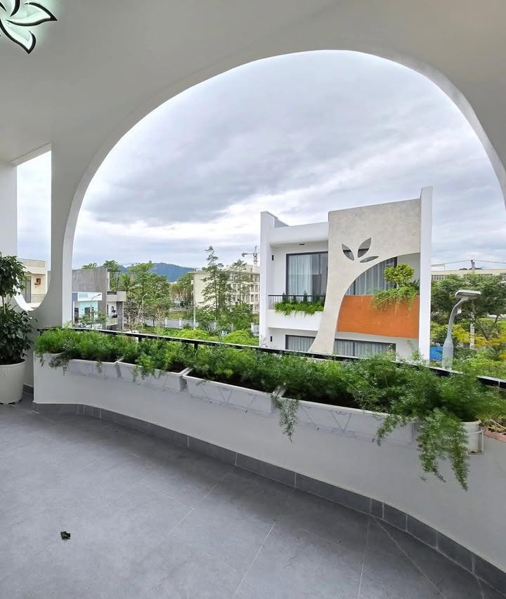 Căn hộ 8 tầng mặt tiền Núi Thành Hải Châu 145m² giá 29.5 tỷ - Đầu tư sinh lời ổn định!